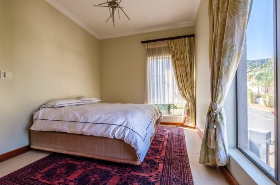 To Let 4 Bedroom Property for Rent in Kosmos Ridge North West